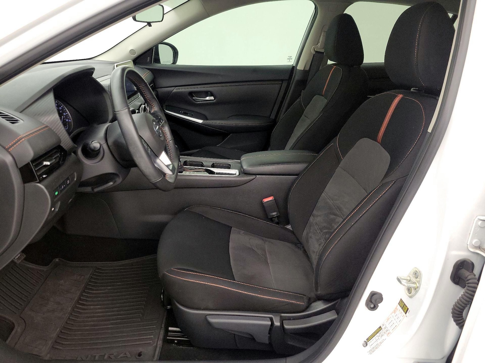 2023 Nissan Sentra SR - Photo 12
