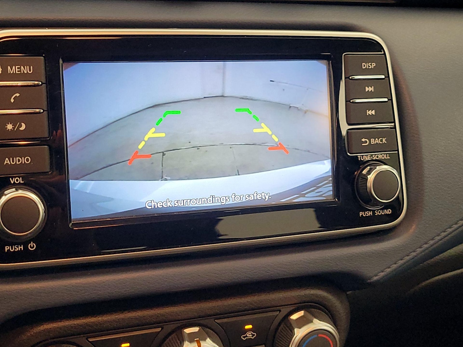 2025 Nissan Versa Sedan SV - Photo 14