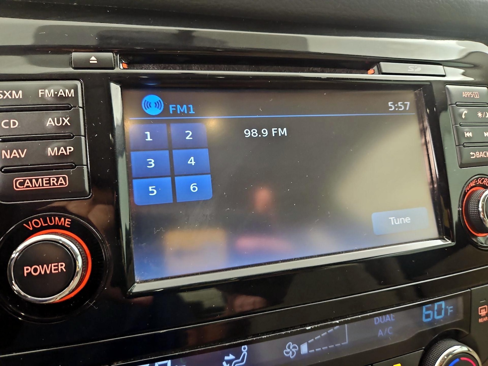 2016 Nissan Rogue SL - Photo 17