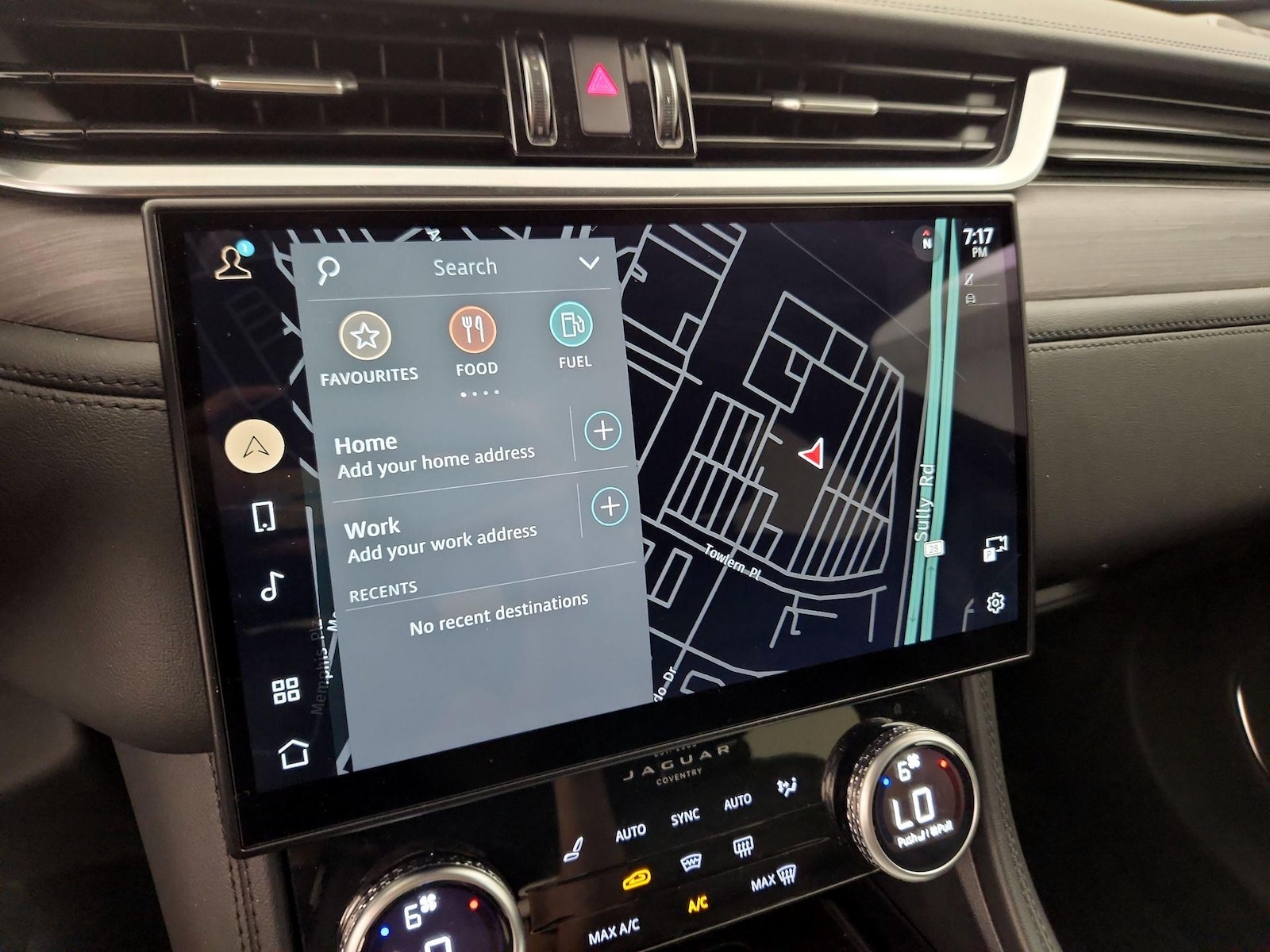 2023 Jaguar F-Pace S - Photo 13