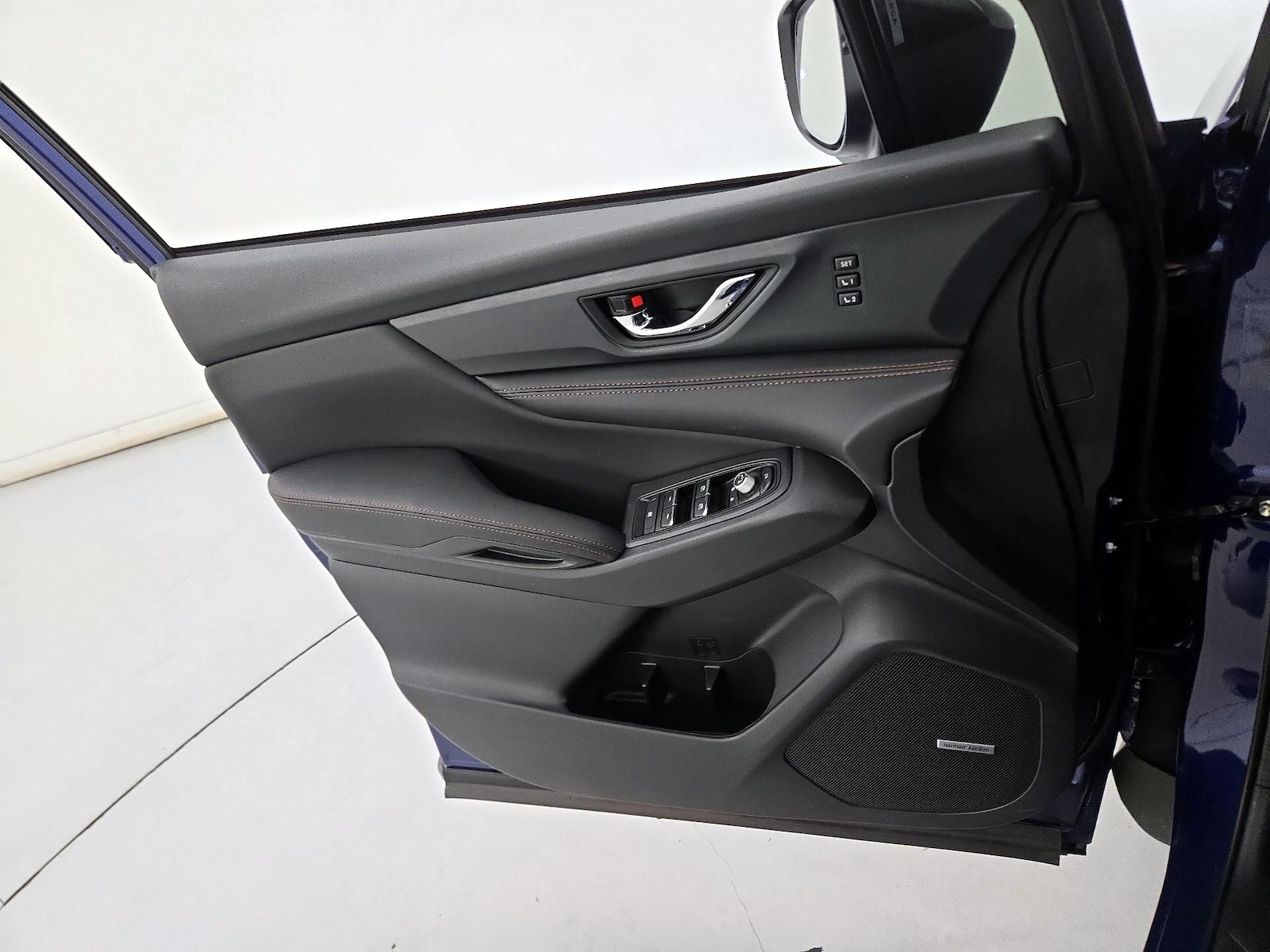 2026 Subaru Ascent Limited Bronze Edition - Photo 13