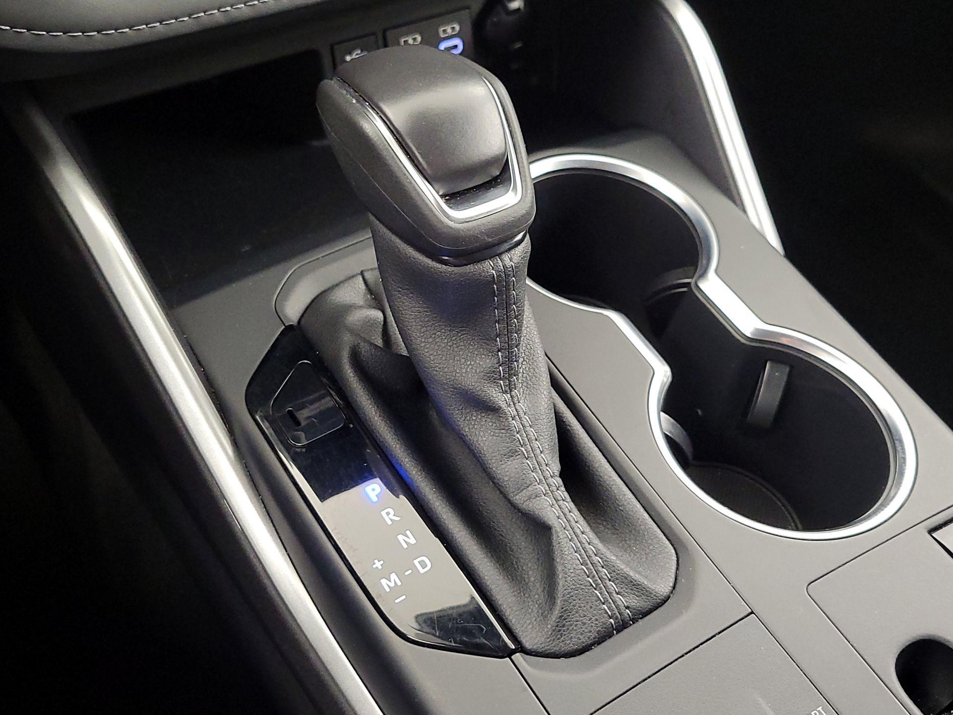 Thumbnail: 2025 Toyota Highlander - 17