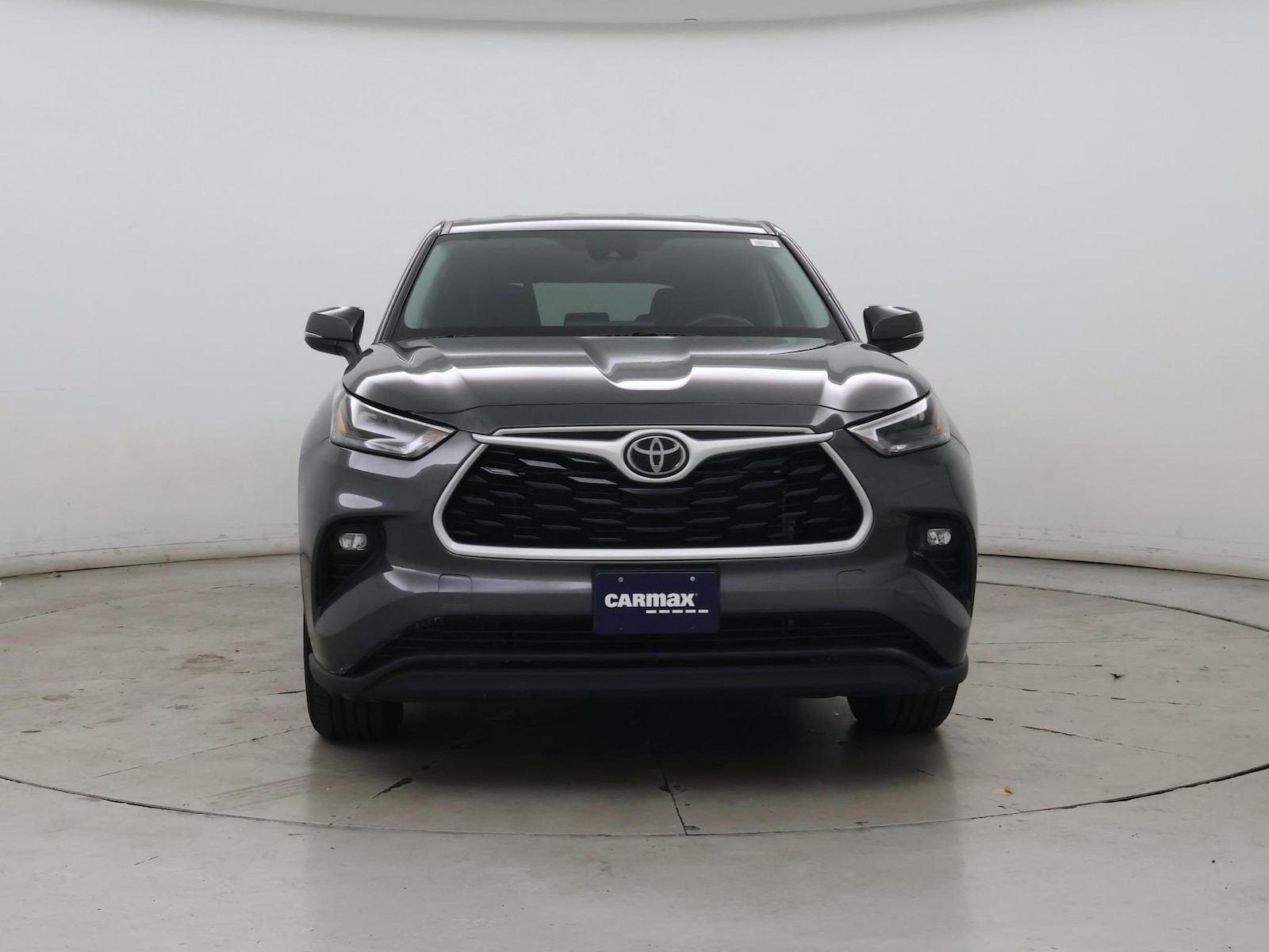 2025 Toyota Highlander LE - Photo 6