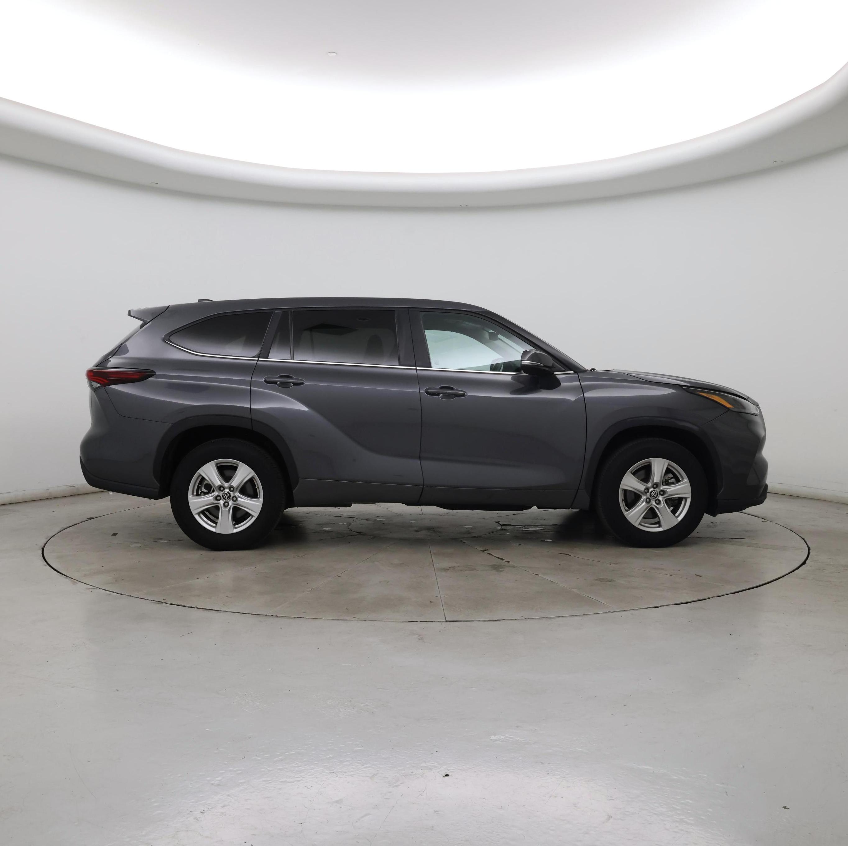 Thumbnail: 2025 Toyota Highlander - 7