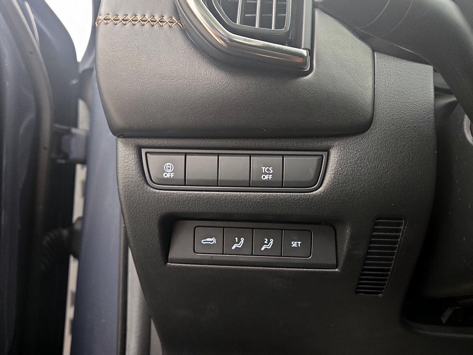 2025 Mazda CX-50 Premium Plus - Photo 14