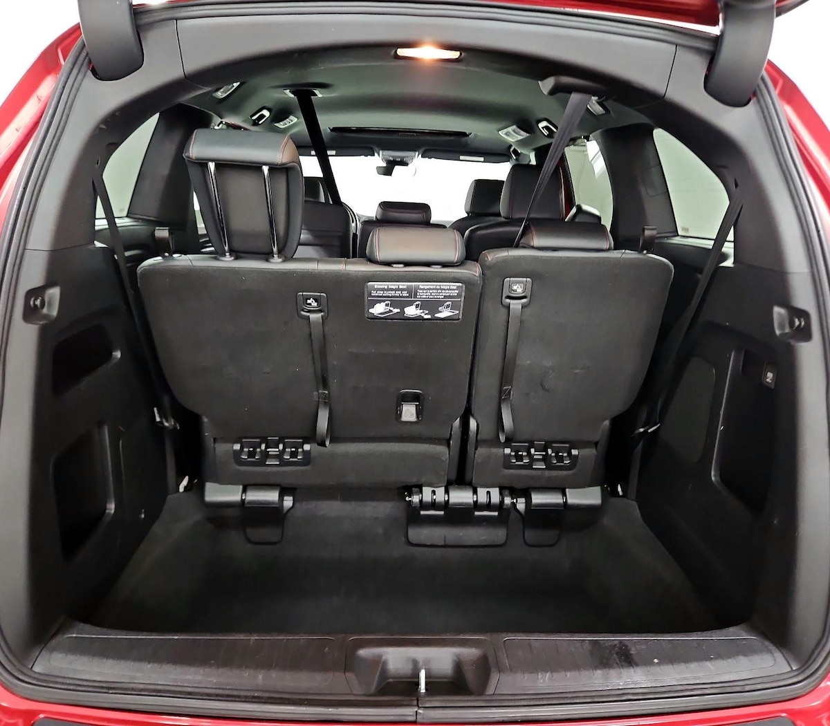 Trunk/Cargo (Seats Up)