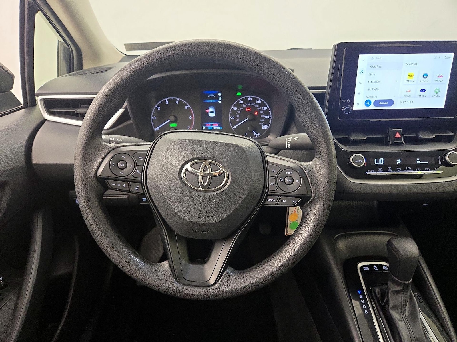 2025 Toyota Corolla LE - Photo 11