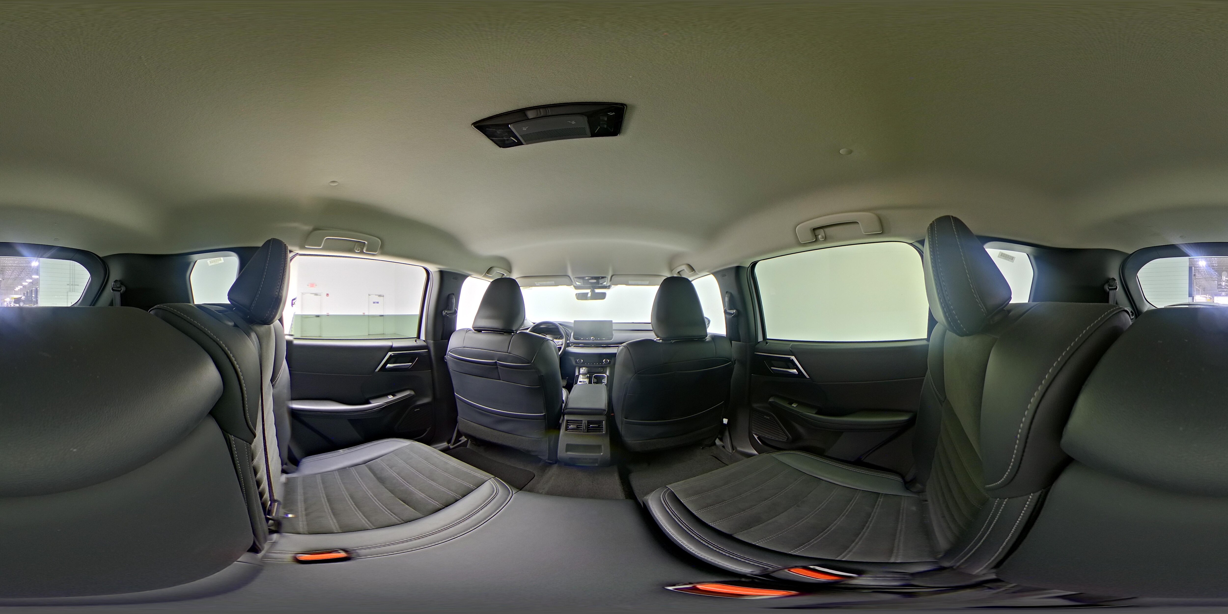 2025 Mitsubishi Outlander SE - Photo 28