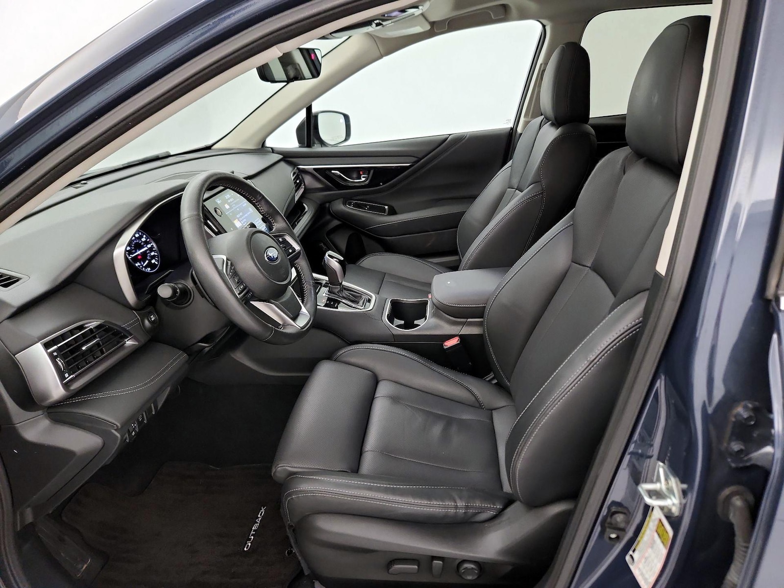 2025 Subaru Outback Limited - Photo 12