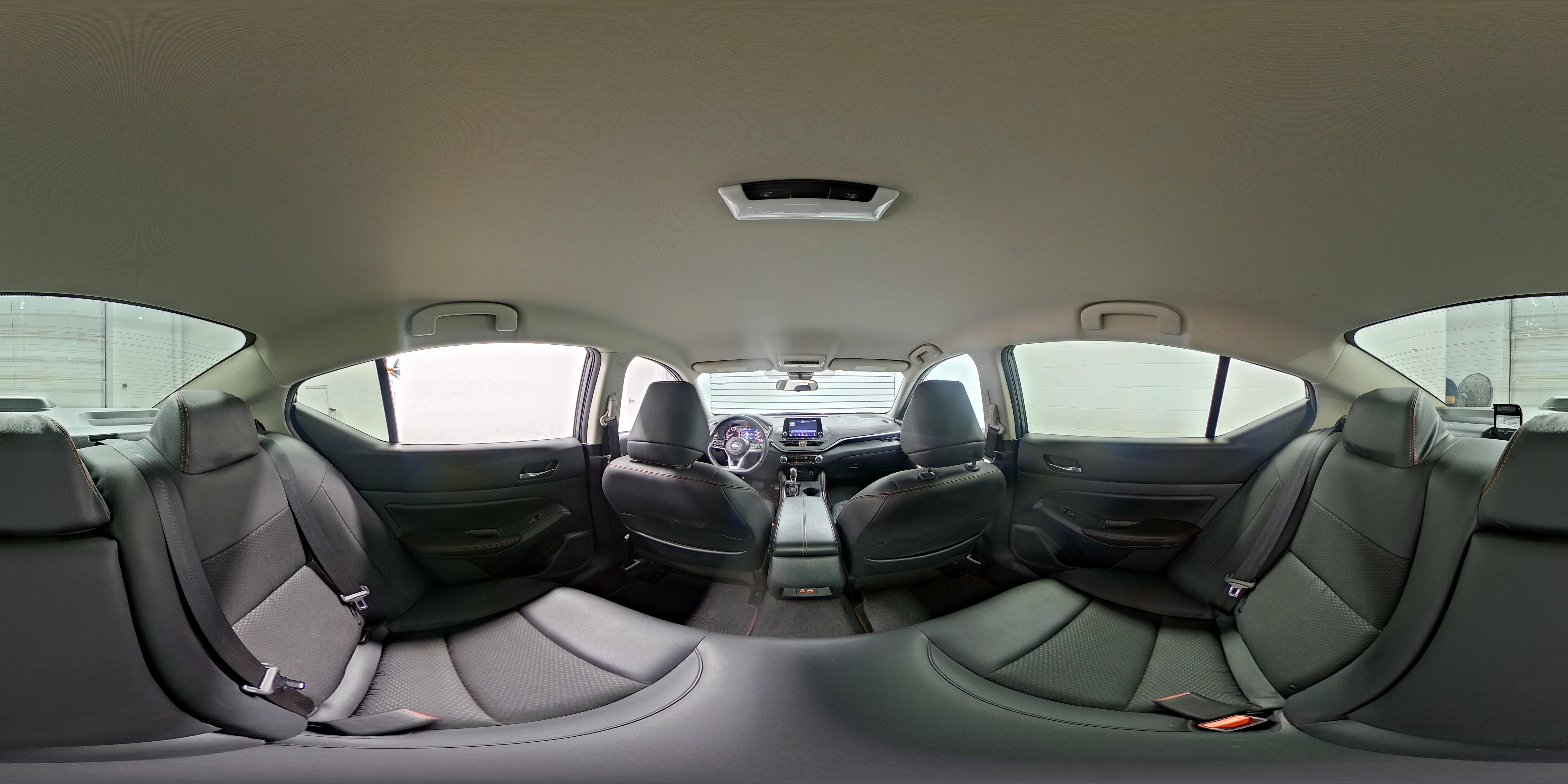 2021 Nissan Altima SR - Photo 21