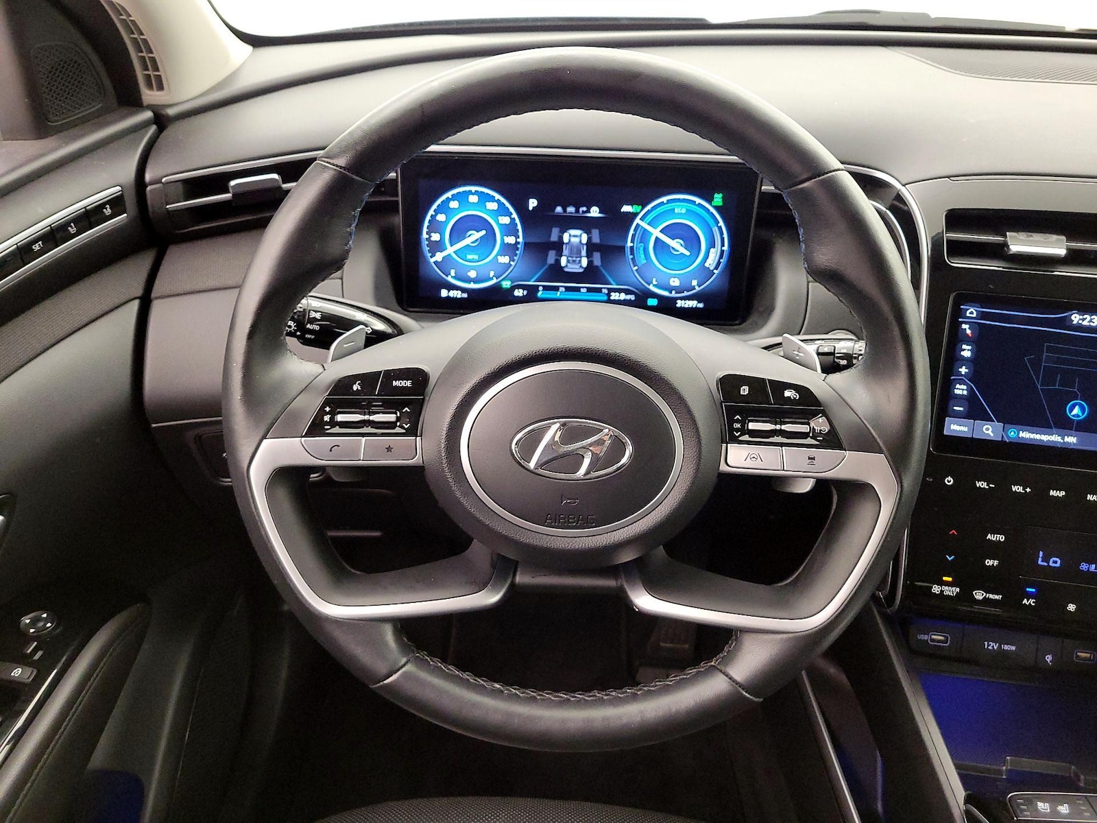 2024 Hyundai Tucson Limited - Photo 11