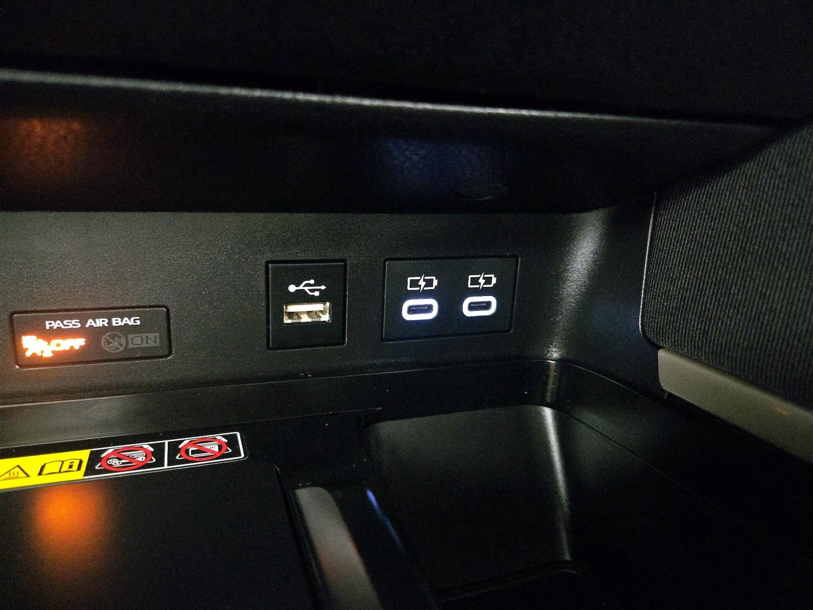 2026 Toyota Camry LE - Photo 19