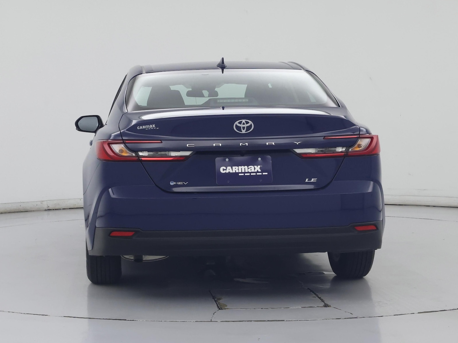 2026 Toyota Camry LE - Photo 7