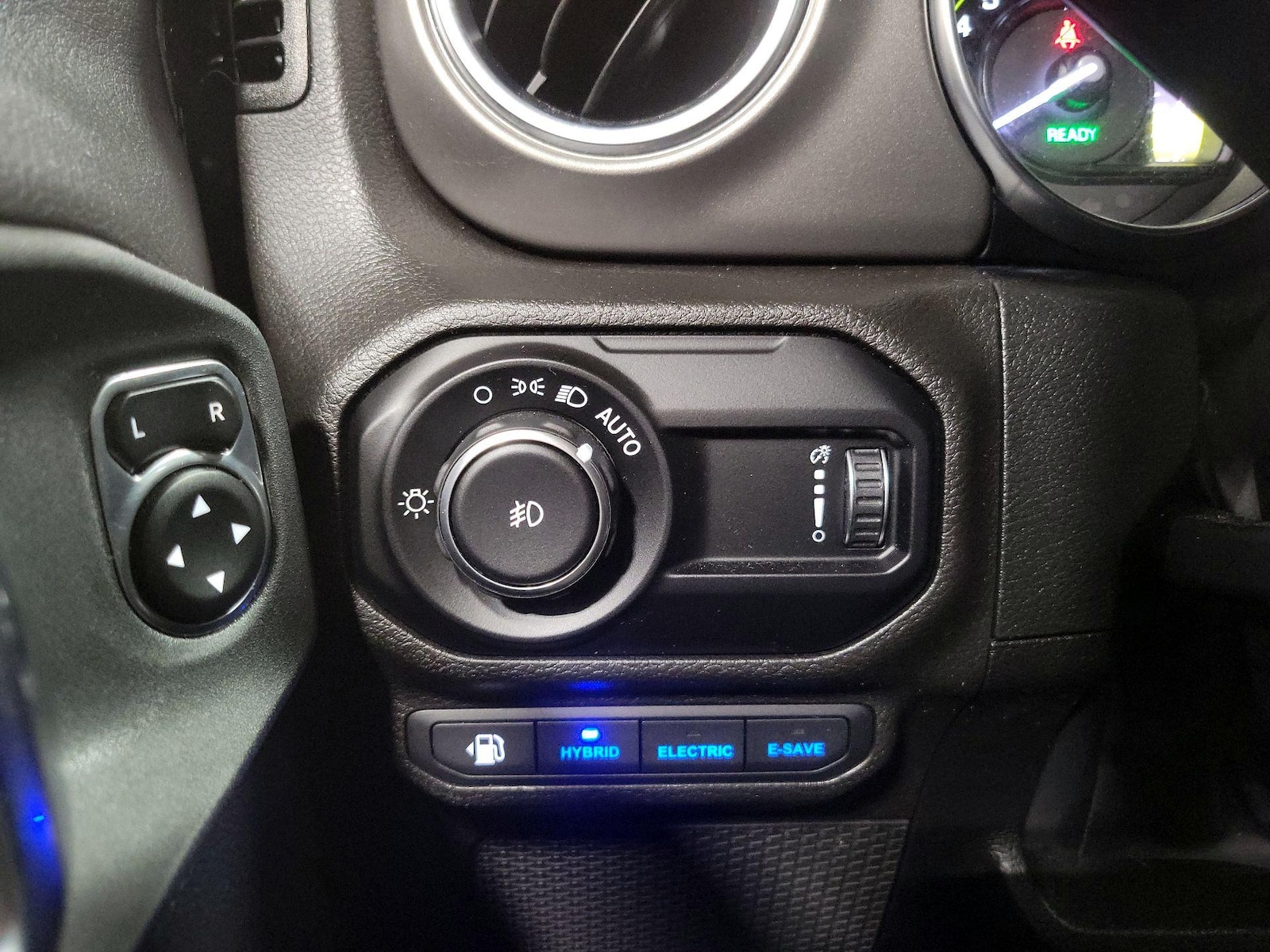 2023 Jeep Wrangler 4xe Rubicon 4XE - Photo 14
