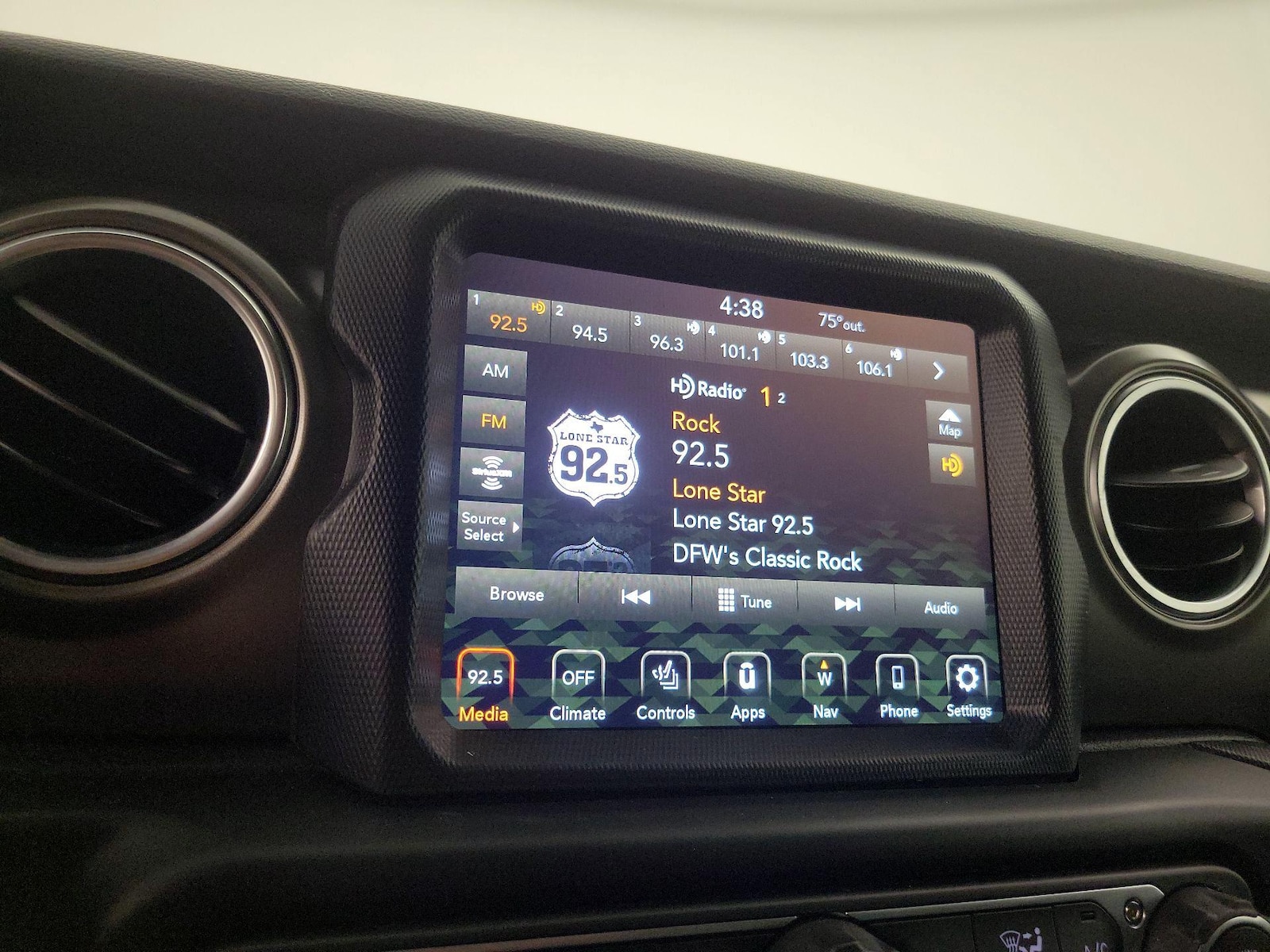 2023 Jeep Wrangler 4xe Rubicon 4XE - Photo 17