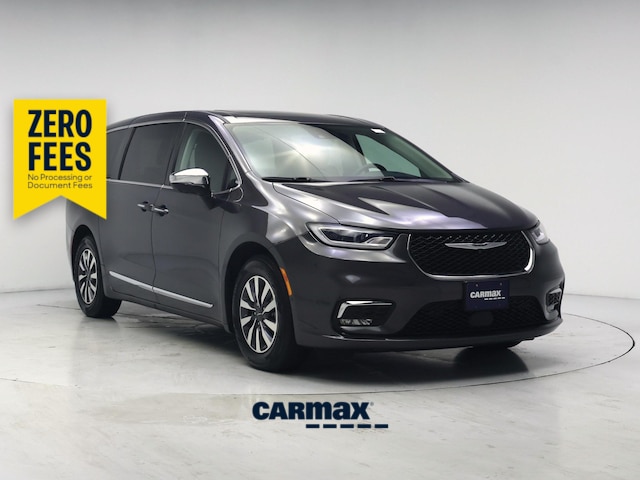 Gray 2023 Chrysler Pacifica Hybrid Minivan Front-Wheel Drive Automatic