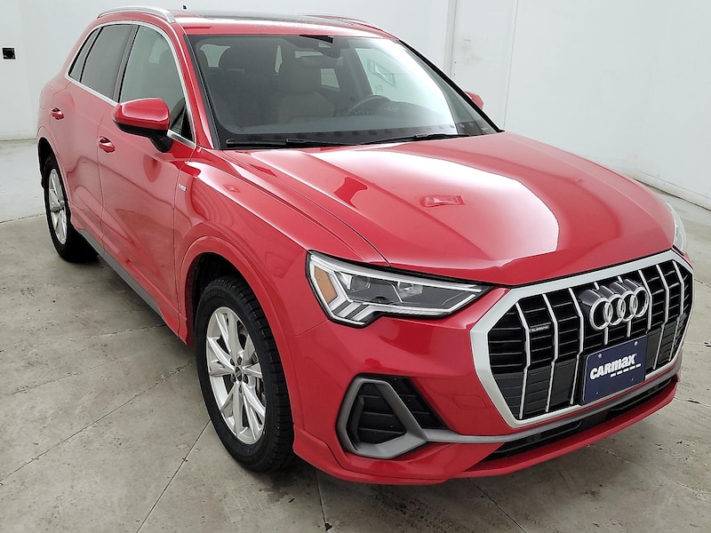 2025 Audi Q3 S-Line Premium
