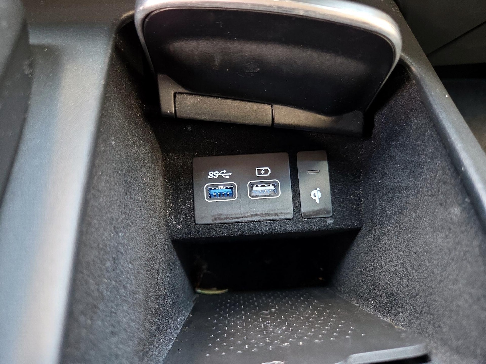 2025 GENESIS GV70 Standard - Photo 19