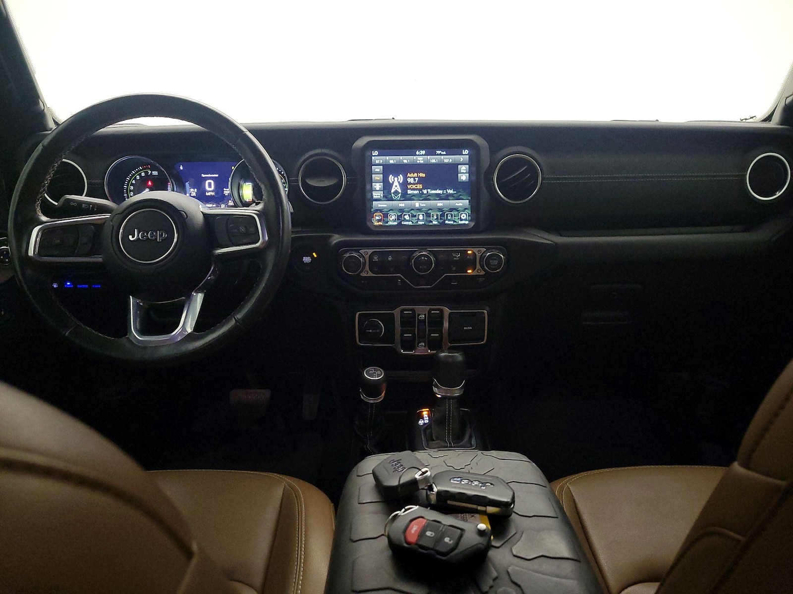 Apple CarPlay® & Android Auto™