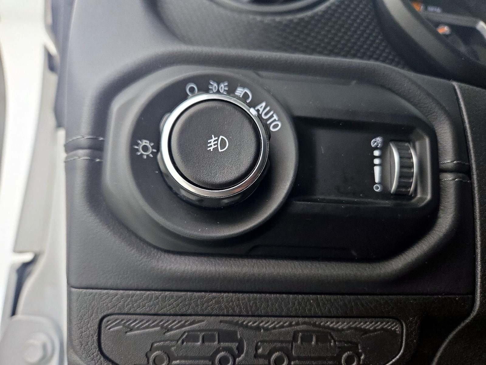 2025 Jeep Wrangler 4-Door Rubicon - Photo 14