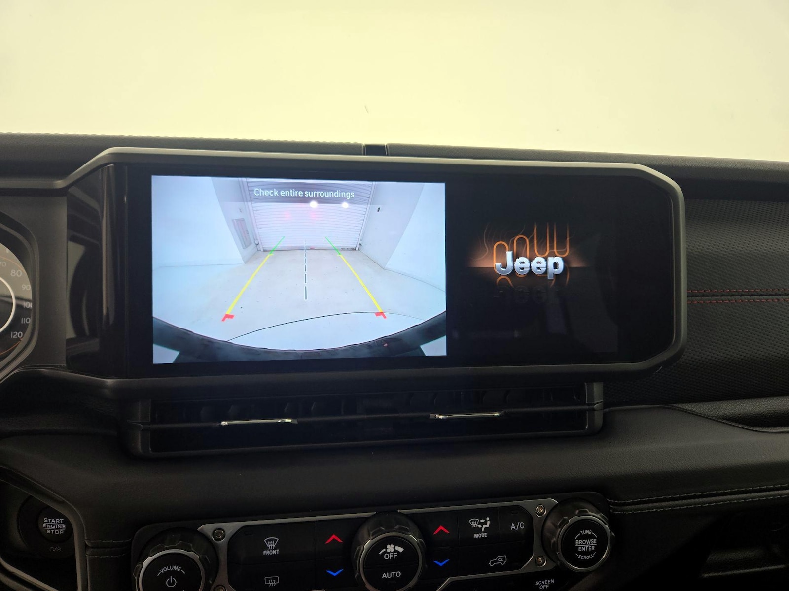 2025 Jeep Wrangler 4-Door Rubicon - Photo 15