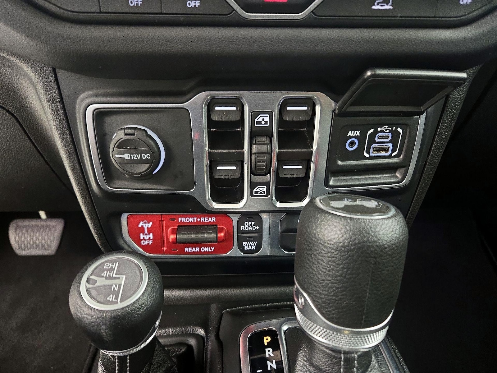 2025 Jeep Wrangler 4-Door Rubicon - Photo 19