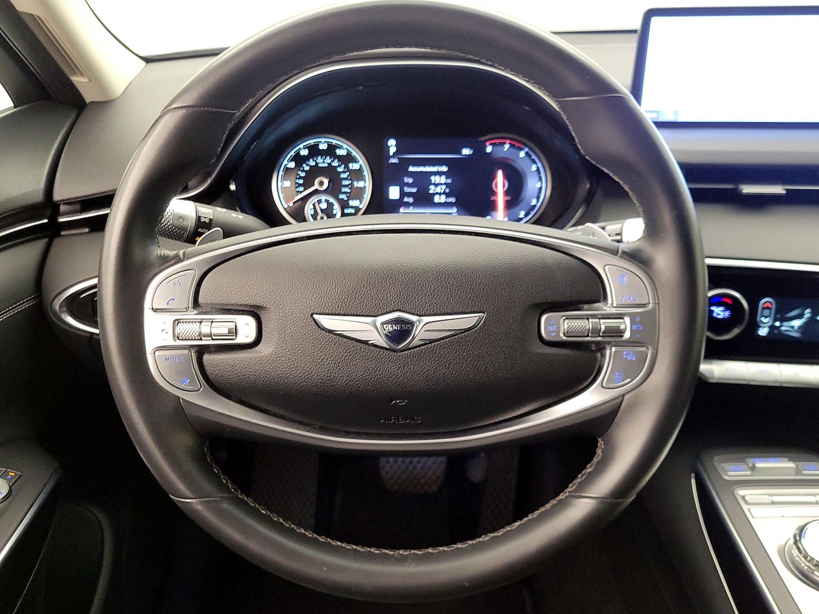 2025 GENESIS GV70 Standard - Photo 11