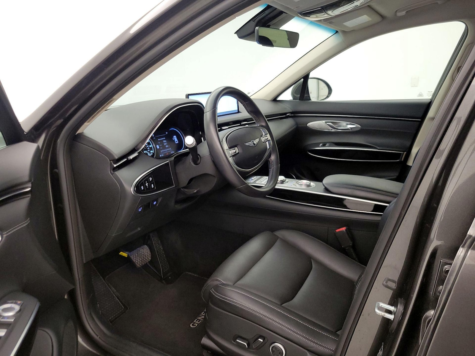 2025 GENESIS GV70 Standard - Photo 12