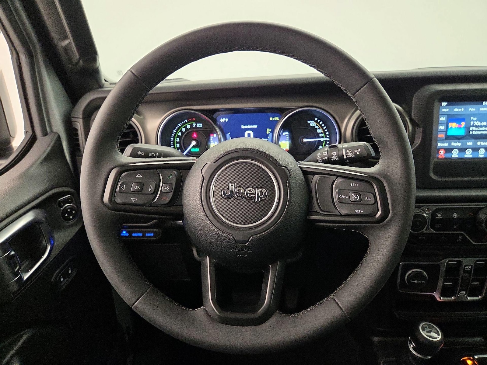 2023 Jeep Wrangler 4xe Willys 4XE - Photo 11