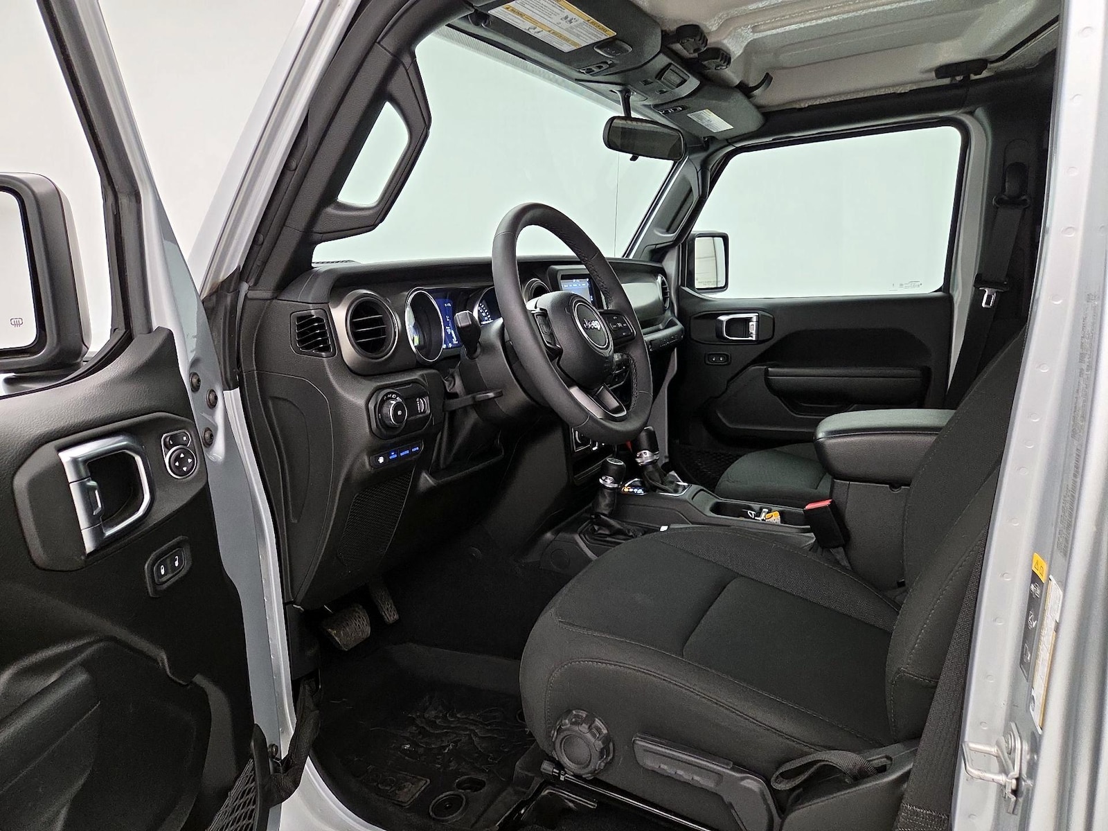 2023 Jeep Wrangler 4xe Willys 4XE - Photo 12