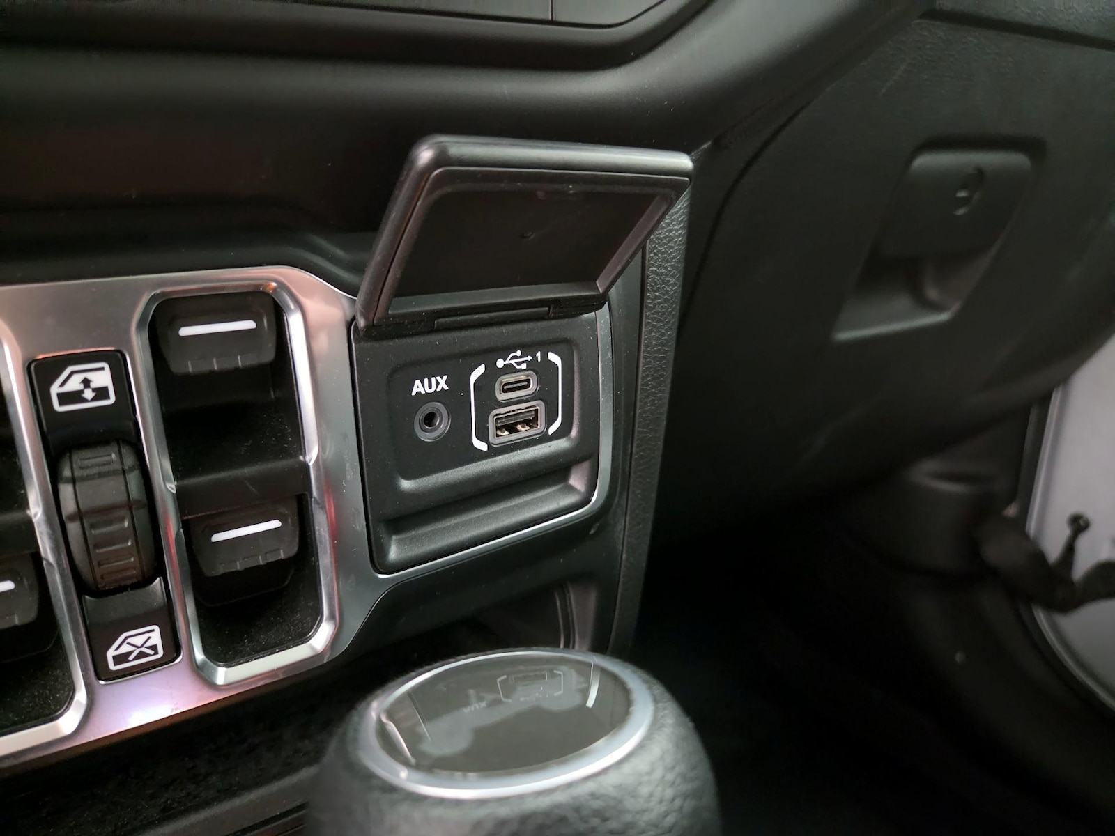 2023 Jeep Wrangler 4xe Willys 4XE - Photo 19
