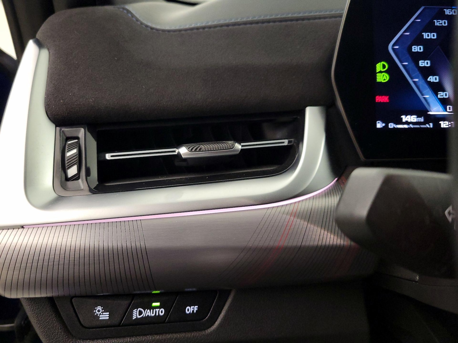 2024 BMW X2 35i - Photo 13