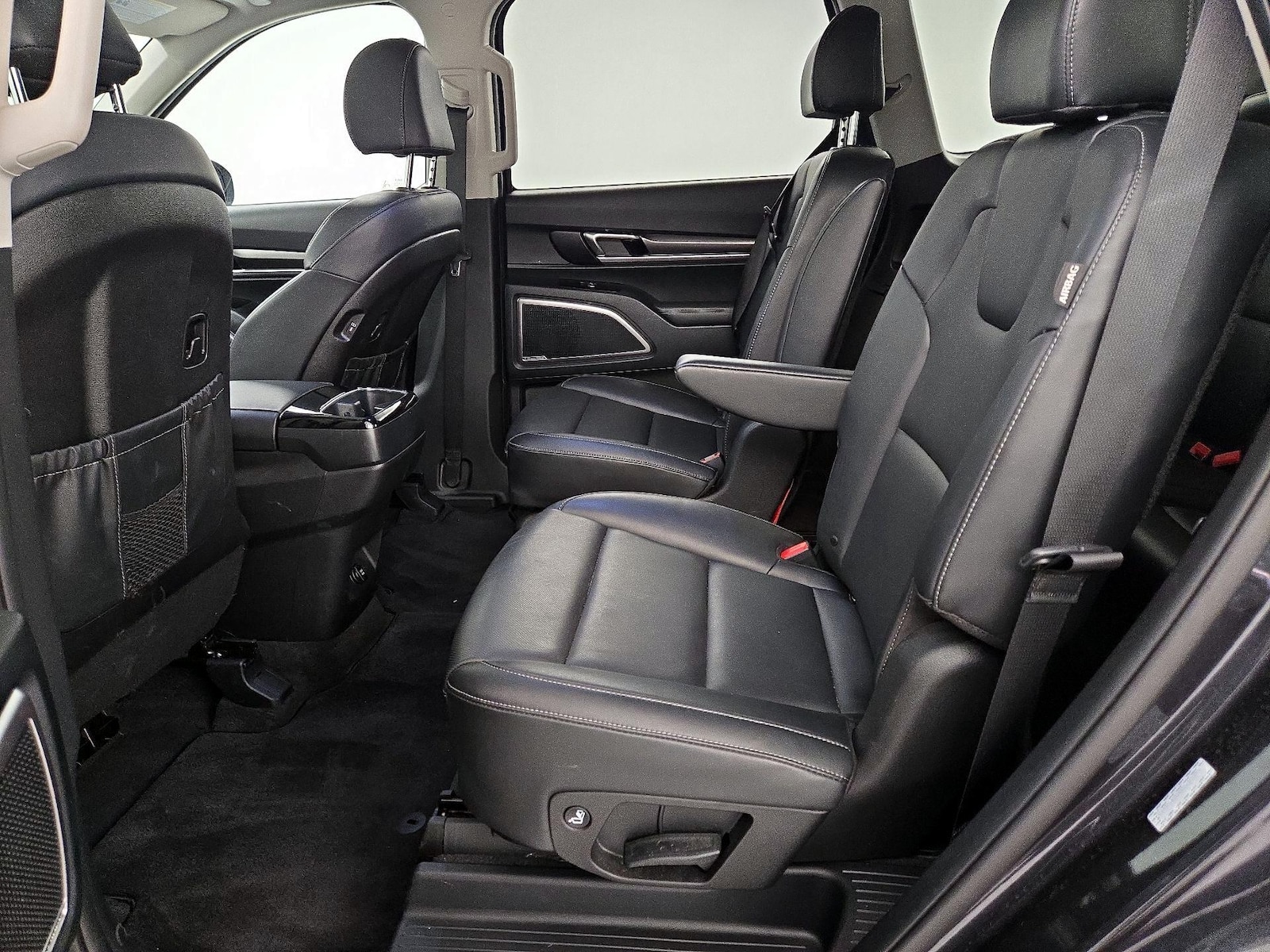 2025 Kia Telluride S - Photo 22