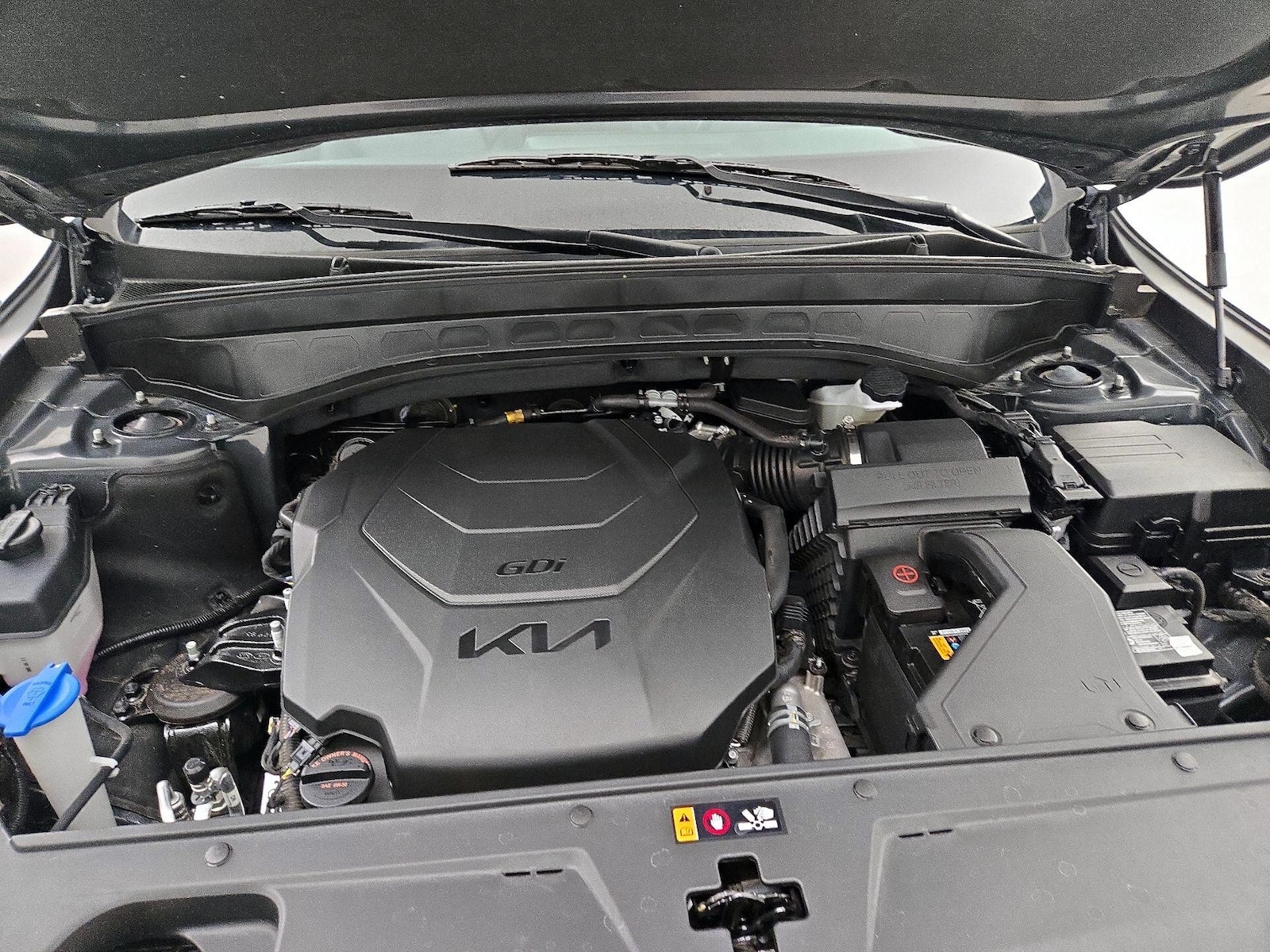 2025 Kia Telluride S - Photo 26