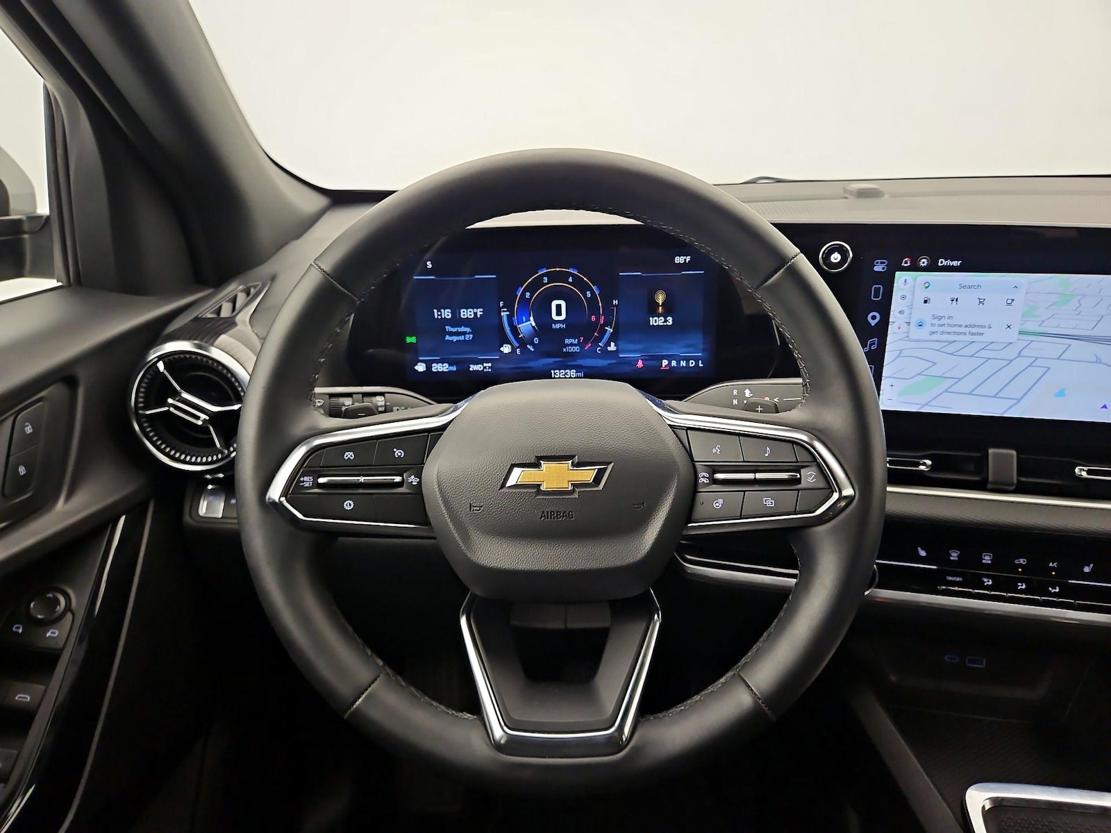 2026 Chevrolet Equinox LT - Photo 11