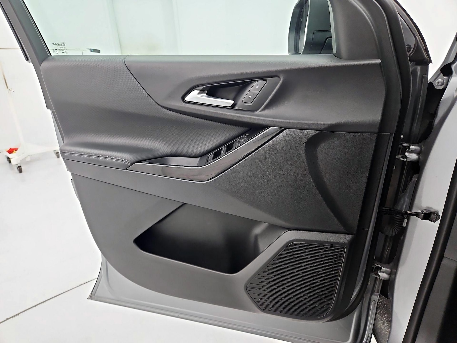 2026 Chevrolet Equinox LT - Photo 13