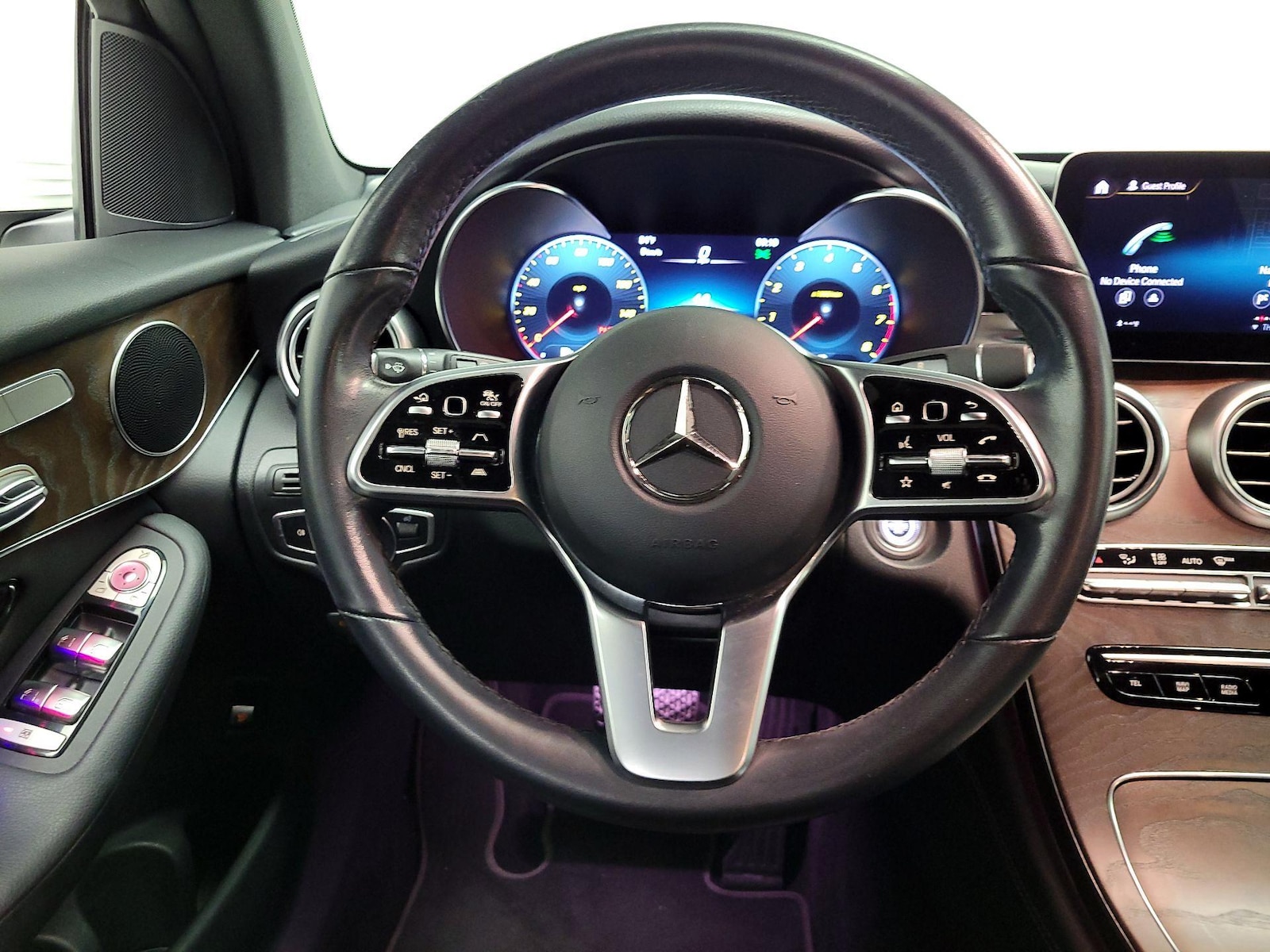2020 Mercedes-Benz GLC GLC300 - Photo 11