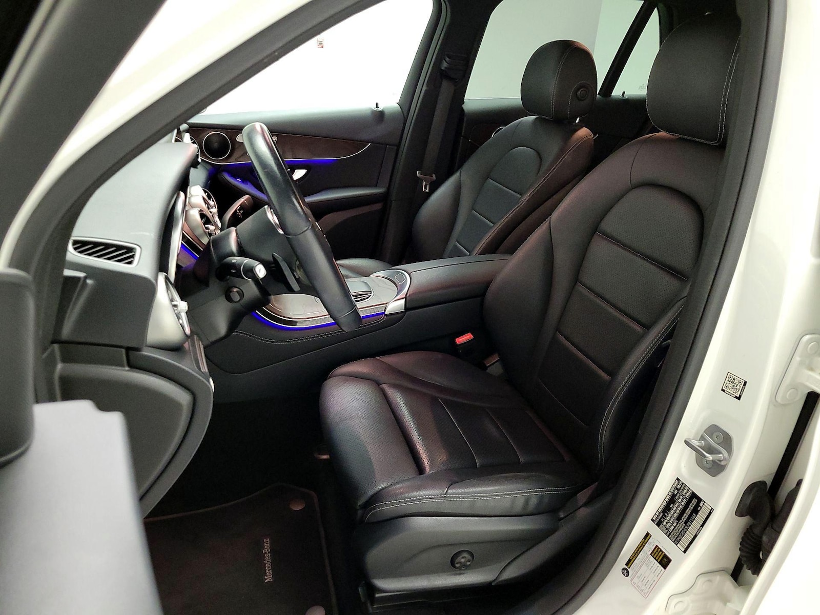 2020 Mercedes-Benz GLC GLC300 - Photo 12
