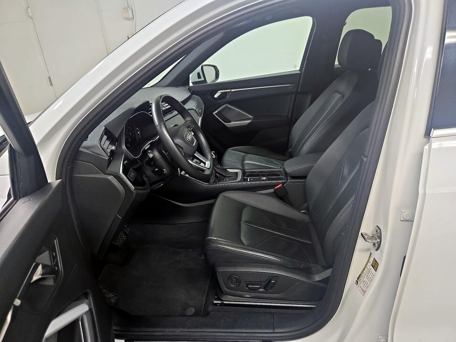 2025 Audi Q3 S Line Premium - Photo 12