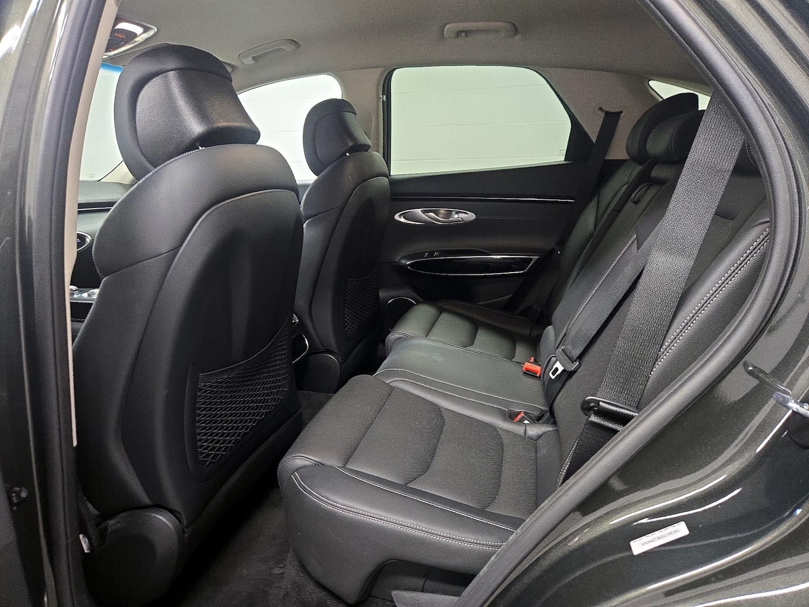 2025 GENESIS GV70 Standard - Photo 21