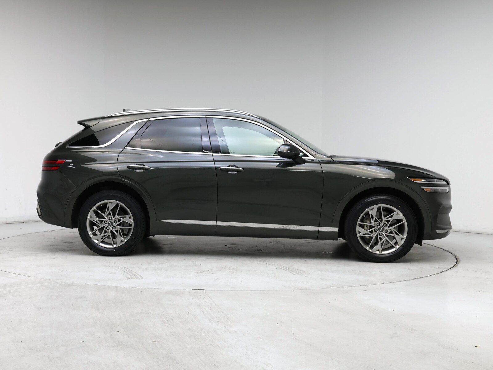 2025 GENESIS GV70 Standard - Photo 8