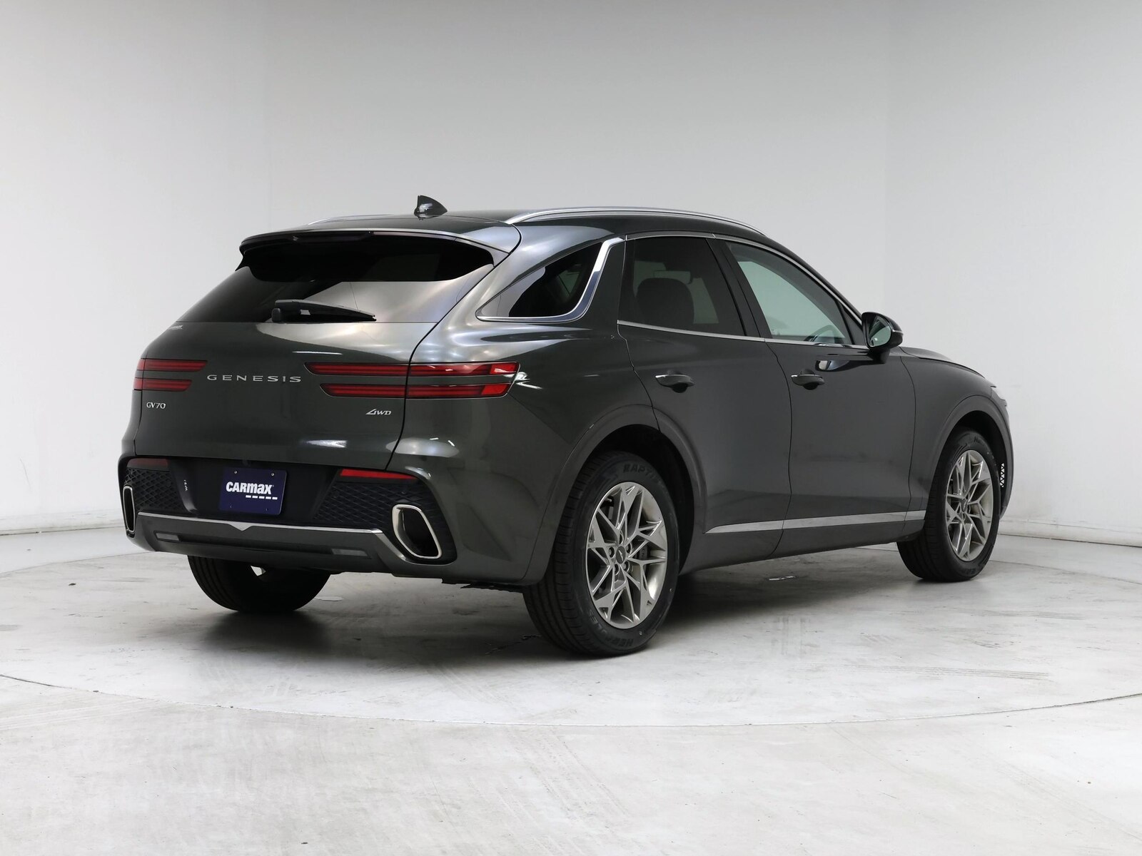 2025 GENESIS GV70 Standard - Photo 9