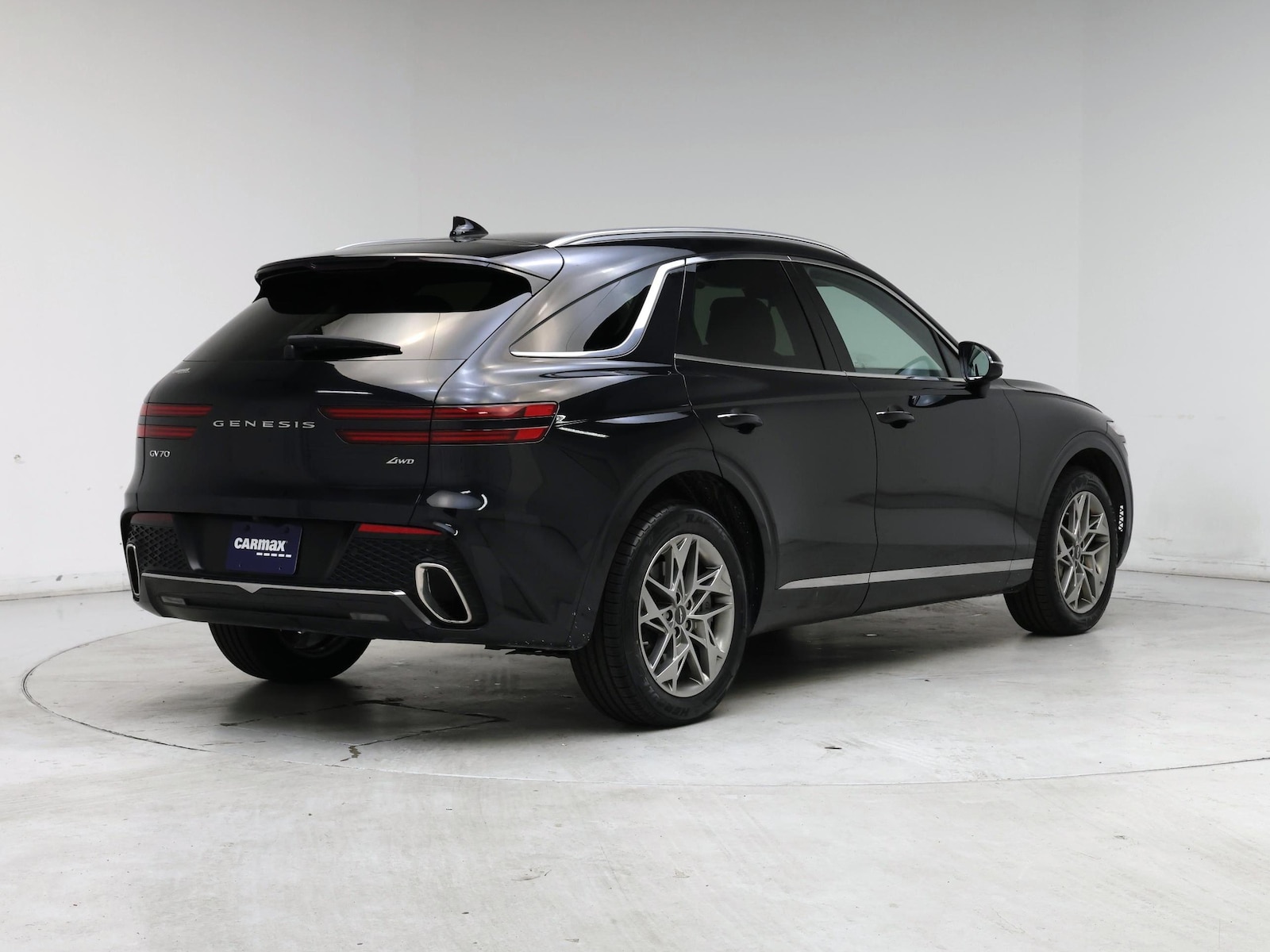 2025 GENESIS GV70 Standard - Photo 9