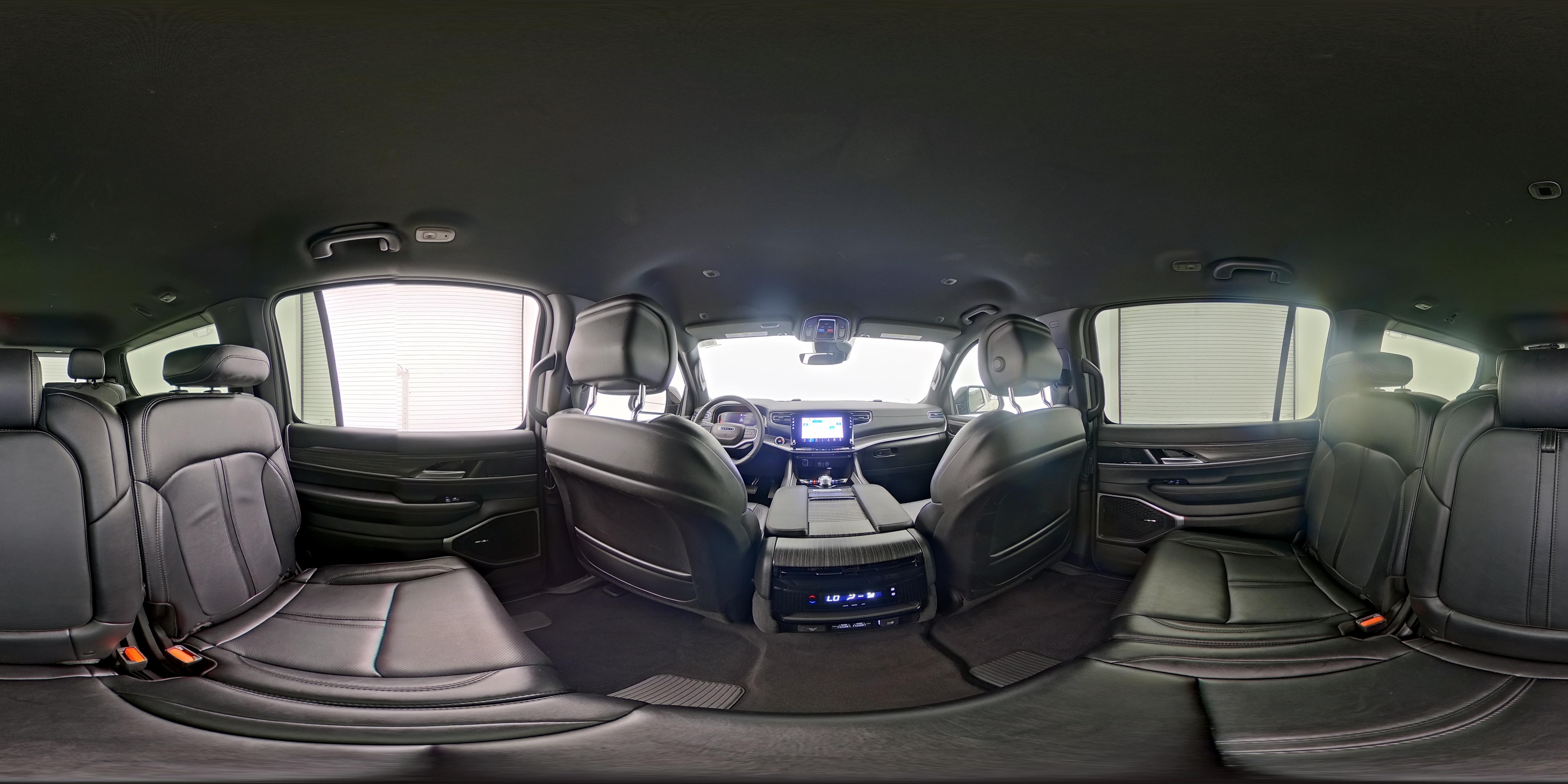 2024 Jeep Wagoneer Series II - Photo 27