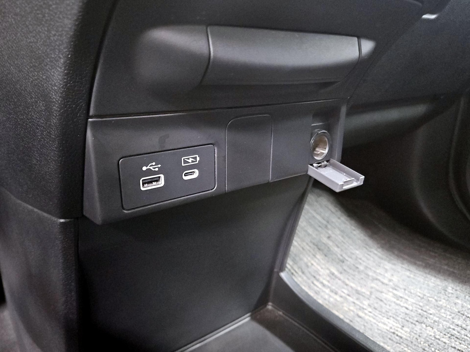 2025 Honda Odyssey EX-L - Photo 19