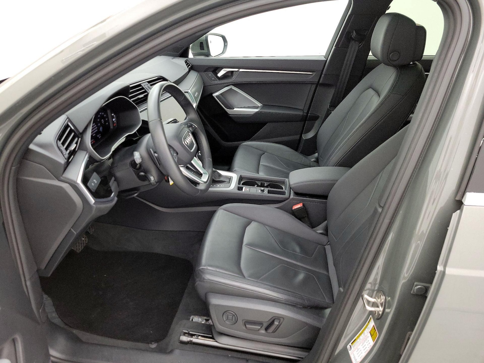 2025 Audi Q3 S Line Premium - Photo 12