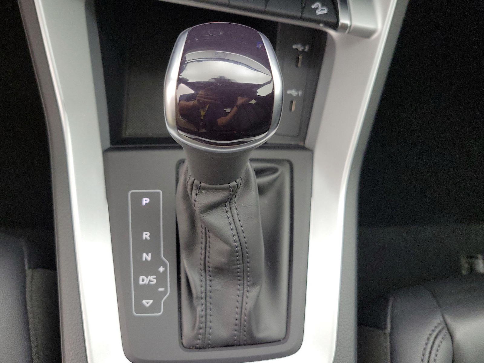 2025 Audi Q3 S Line Premium - Photo 18