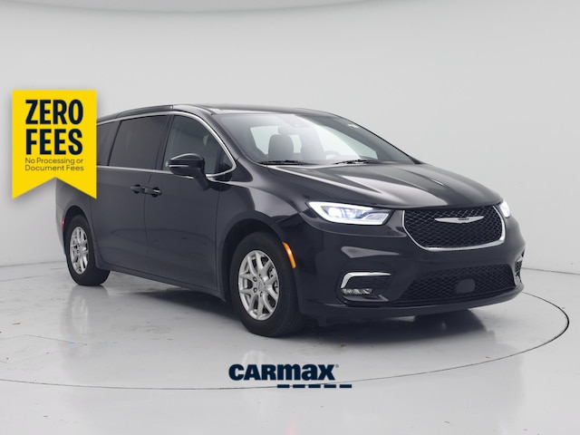Black 2025 Chrysler Pacifica Minivan Front-Wheel Drive Automatic