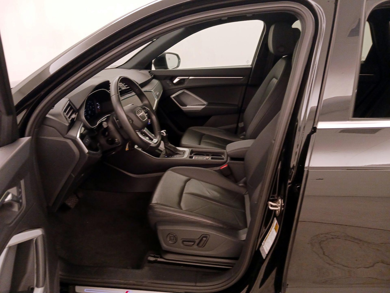 2025 Audi Q3 S Line Premium - Photo 12