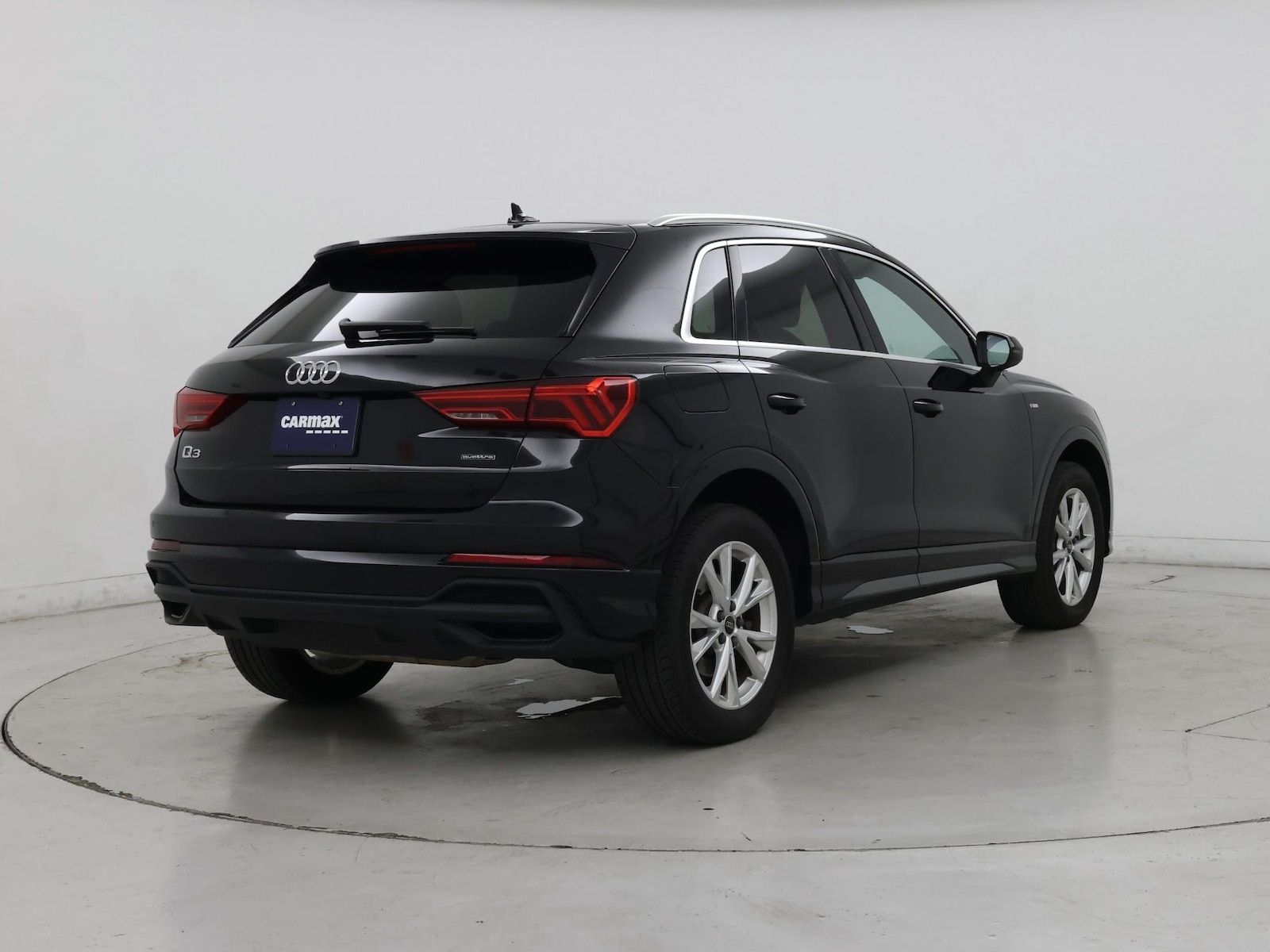 2025 Audi Q3 S Line Premium - Photo 9